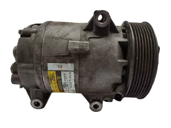 8200309193  Compresseur de climatisation Nissan Renault 1,9 DCI / 2,0 16V F4R