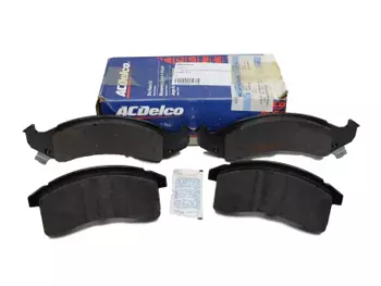 OJJ1264 Plaquettes de frein Buick Chevrolet Oldsmobile Pontiac