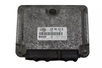 038 906 018 BL Calculateur d’ ordinateur ecu Volkswagen
