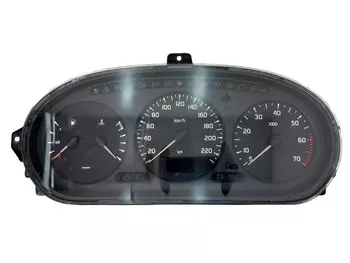 21578161 2 Bloc compteurs vitesse Renault