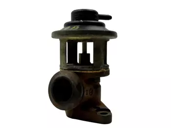 082804 Soupape  egr Citroen Peugeot _1,9 D XUD9