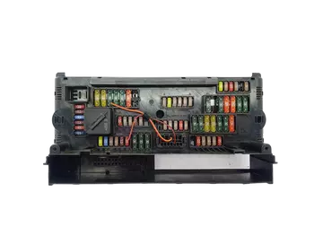 9234421-01 Boîtier fusibles BMW