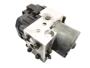 476608F815 Pompe abs Nissan