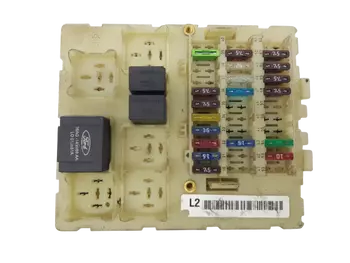 98AG14A073AH  Boîtier fusibles Ford