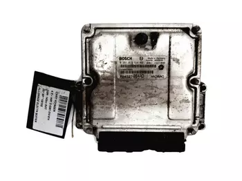 P04727664AD Calculateur Chrysler