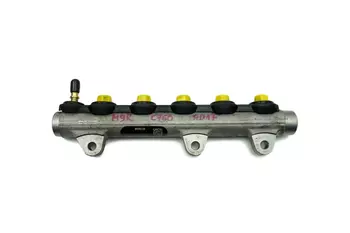 8200661279 Rampe d'injection Nissan Opel Renault 2,0 dci M9R