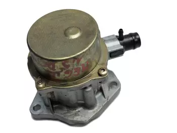 8200175167 8200441204 Pompe vacum Renault _1,5 DCI K9K