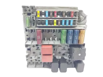 46841646 Boîtier fusibles Fiat