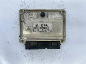 038 906 012 T Calculateur Volkswagen