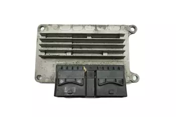 8200254498 Calculateur d’ ordinateur ecu Renault _1,2 16v D4F