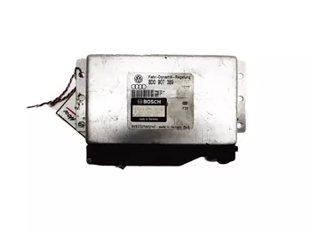 8D0907389 Calculateur Volkswagen