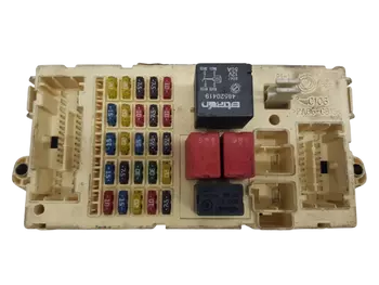467463750 NPL Boîtier fusibles Alfa Romeo