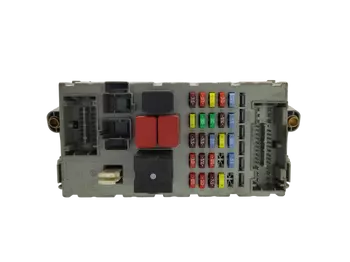 51744898 NPL  Boîtier fusibles Fiat