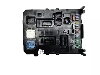 JCI 21678163-7 Calculateur Citroen