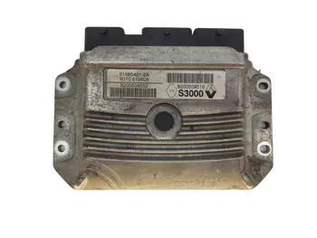 21585421-2A Calculateur Renault