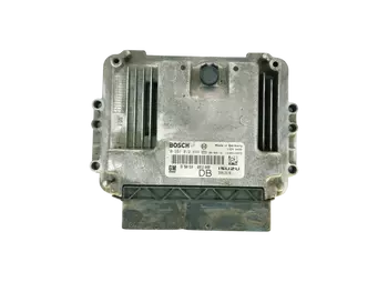 55560810DB Calculateur Opel