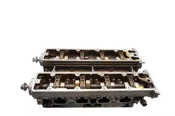 0200.Y2 0200Y2 Culasse moteur complet Citroen Peugeot 1997 ccm 2,0 16v RFN RFR EW10J4 100 kW