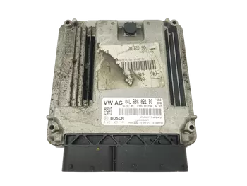 04L906021BC  Calculateur Audi Seat Volkswagen