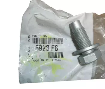 6923F6,  6923.F6 Vis Citroen Peugeot