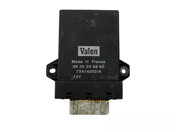 9625286880 | 73414202 Relais de ventilateur Citroen Peugeot