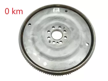 8200483080 Volant moteur Nissan Opel Renault 2,0 DCI M9R