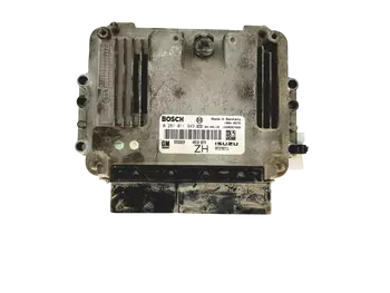 55556829 55556829ZH Calculateur Opel