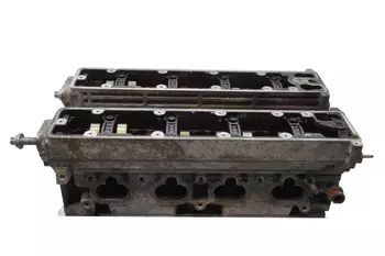 0200.Y2 0200Y2 Culasse moteur complet Citroen Peugeot 1997 ccm 2,0 16v RFN RFR EW10J4 100 kW