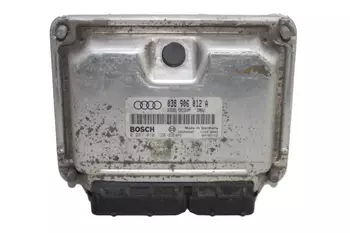 038 906 012 A Calculateur d’ ordinateur ecu Audi