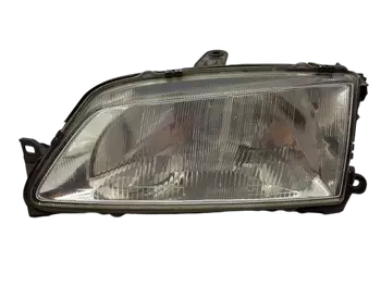 6204K5 Phare Peugeot