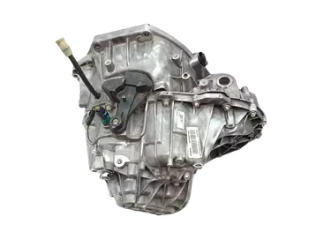8201576117, 320108718R  Boîte de vitesse Fiat Nissan Opel Renault 1,6 DCI R9M