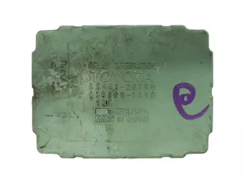 82641-20190 Calculateur Toyota
