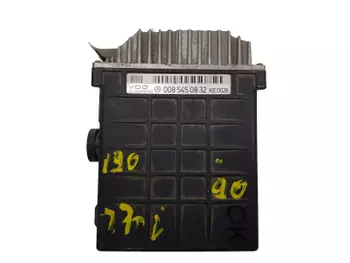 0085450832 Calculateur ecu Mercedes-Benz