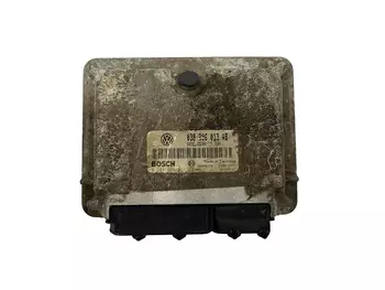038906013AB Calculateur ecu Seat