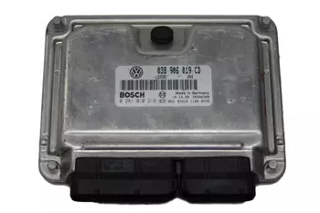 038 906 019 CD Calculateur d’ ordinateur ecu Volkswagen