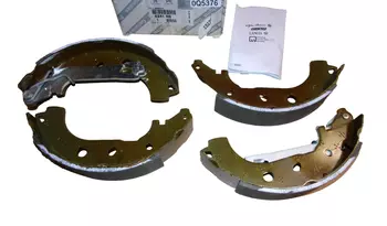 4241N8,  4241.N8 Mâchoires de frein Citroen Peugeot