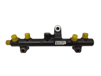 1570 P3, 1570.P3, 1570P3 Rampe d'injection Citroen Peugeot _2,0 16v Hdi RHH RH02