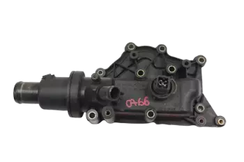 8200158269 8200561434 Boitier thermostat d'eau moteur Renault 1,4 16v K4J  1,6 16v K4M