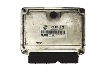 038906012CE Calculateur Skoda Volkswagen