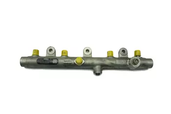 9657017680 0445214092 Rampe d'injection Citroen Peugeot _2,0 hdi