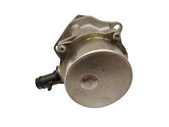 8201005306 Pompe vacum Dacia Renault 1,5 dci
