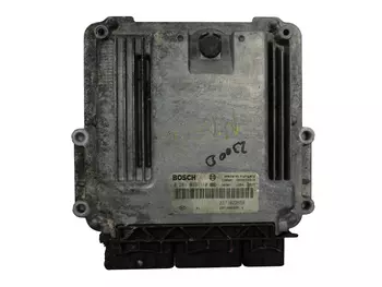 237102639R Calculateur d’ ordinateur ecu Opel Renault _2,3 DCI