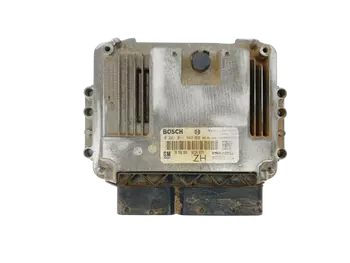 55556829 55556829ZH Calculateur Opel