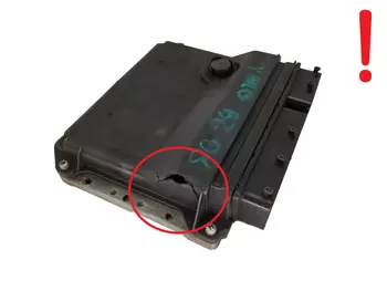 89661-0DB01  Calculateur Toyota