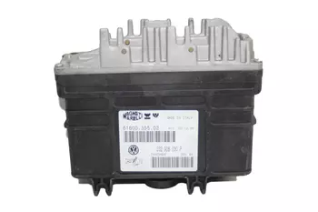032 906 030 P Calculateur d’ ordinateur ecu Volkswagen