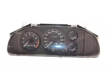 769914-992 769914992 Le compteur, compteur de vitesse, tableau de bord Mazda