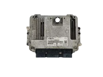 6M51-12A650-NC Calculateur Ford