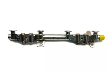 175226637R Rampe d'injection Dacia Nissan Renault _1,2 TCE 1,2 DIG-T
