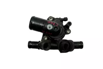 8200801571 Boitier thermostat d'eau moteur Nissan Renault _2,0DCI M9R 1995 ccm