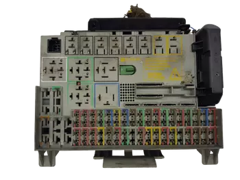 90589965 Boîtier fusibles Opel