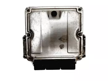 0 281 001 934 Calculateur Renault